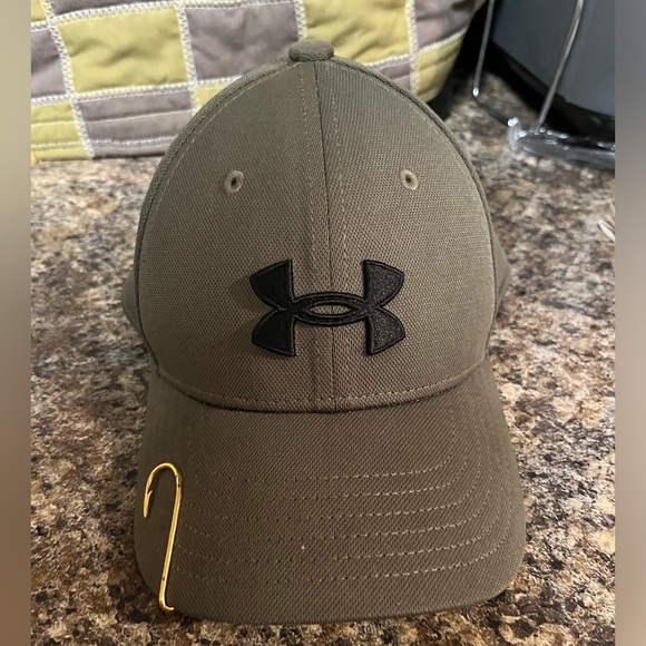Under Armour youth ball cap - Picture 8 of 12